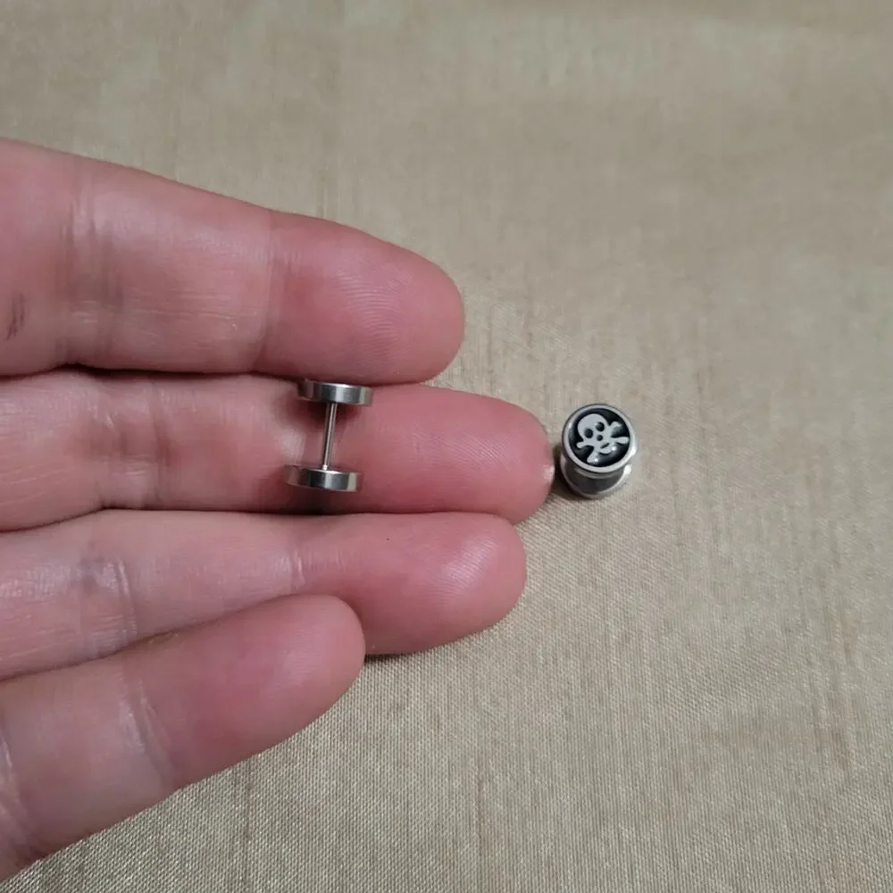 Skull & crossbones black & white post earrings, screw back, stainless steel